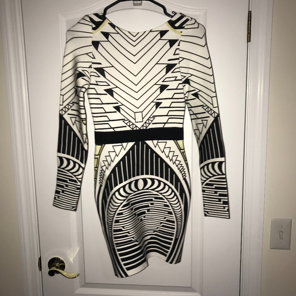 Black, White and Yellow Backless Bodycon Dress